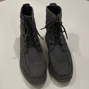 TOMS Men's Gray Lace-Up Boots